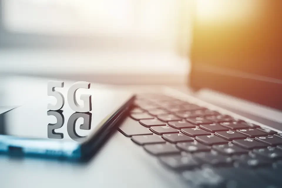 5G Internet Key Considerations for Implementing 5G in Business IT Infrastructure