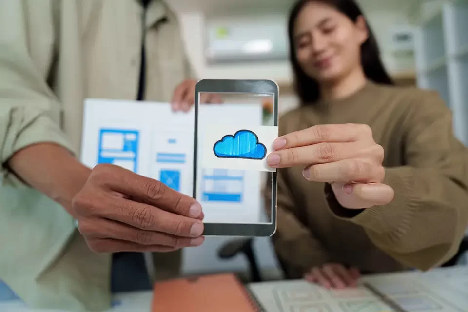 cloud-technology-in-ui-ux-design-team Cloud Storage Costs: Pitfalls to Avoid